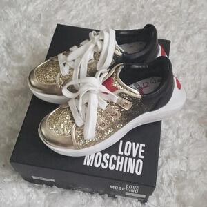 LOVE Moschino sneakers size 37 NWT